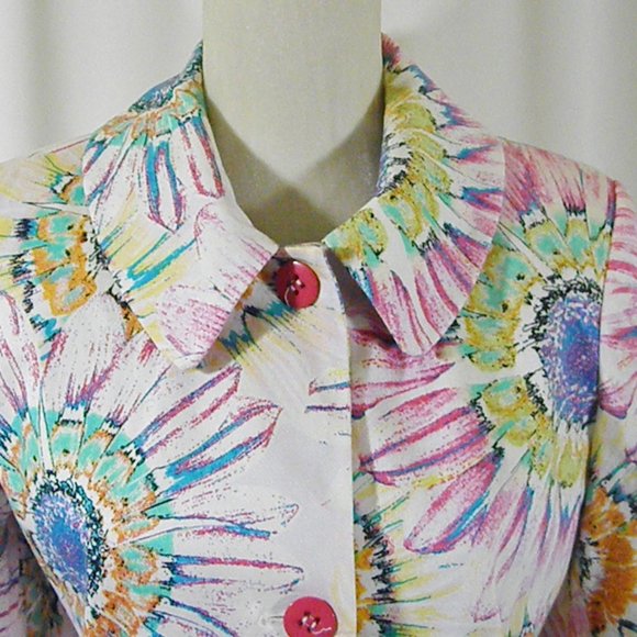 Harvé Bernard Vivacious Spring Blooming Floral Jacket - Picture 9 of 13